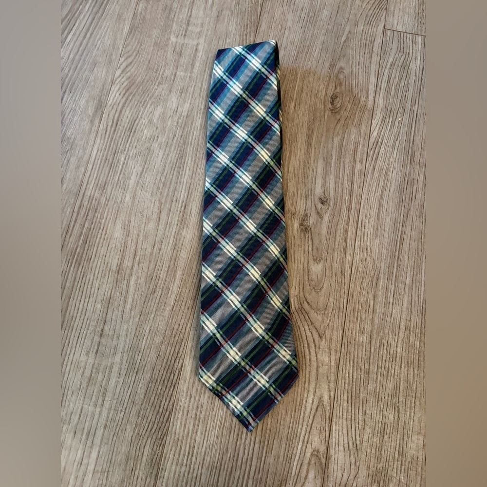 Emporio Armani Plaid Tie in Navy and Green. Silk. Made in Italy